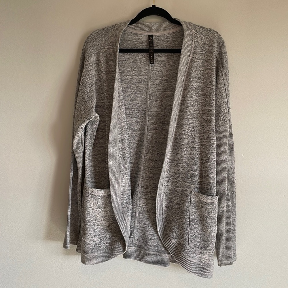 Women’s grey cardigan sweater. 1X. 90 Degrees